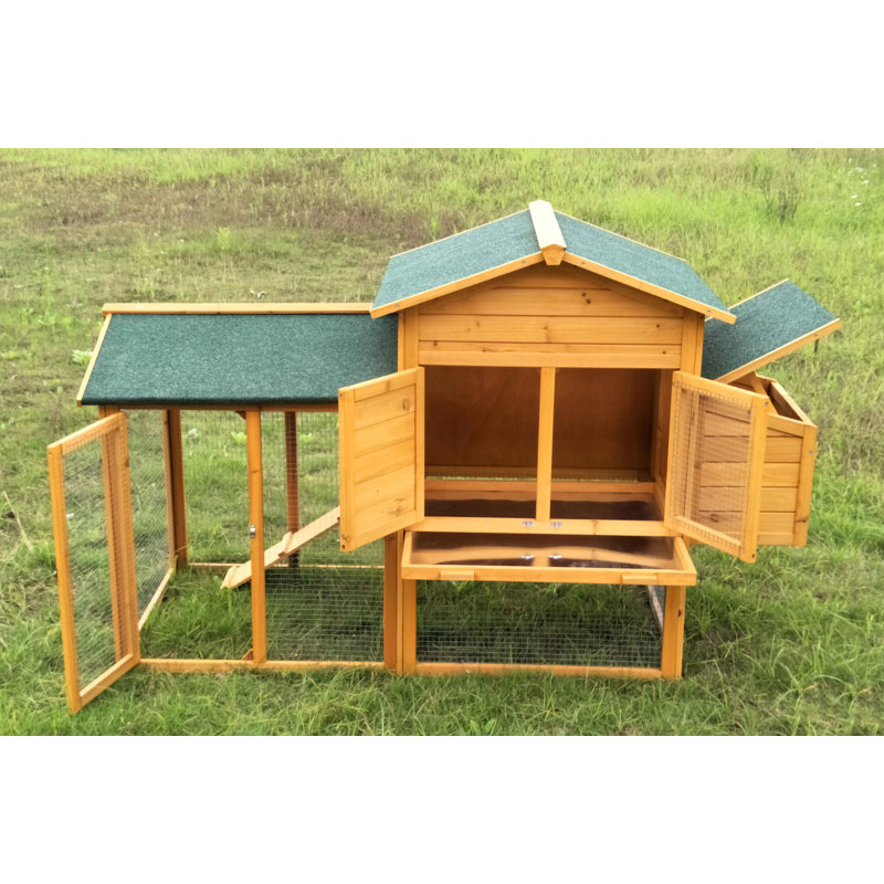 Fir Wood Hutch Chicken Coop with Roosting Bar